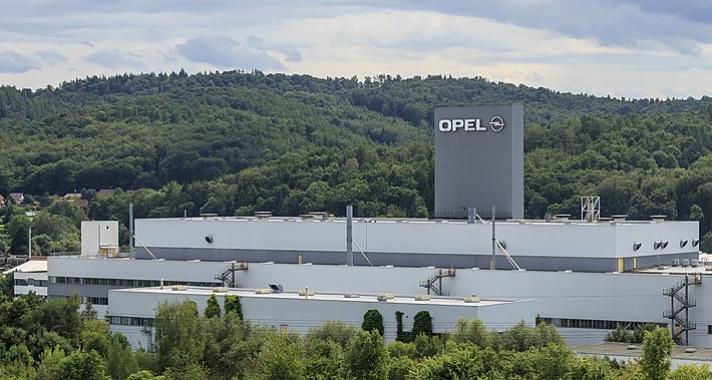 Az év végéig leállítanak egy németországi Opel-gyárat a csiphiány miatt