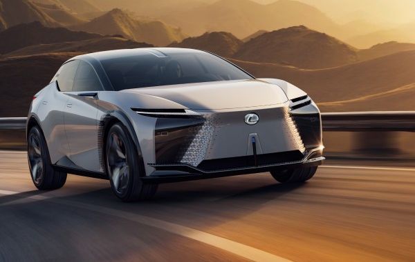 Különleges installációval készül a Design Miami 2021 mobilitási partnereként a Lexus