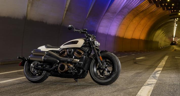 Bemutatták Amerikában a 2022-es Harley-Davidson motorokat