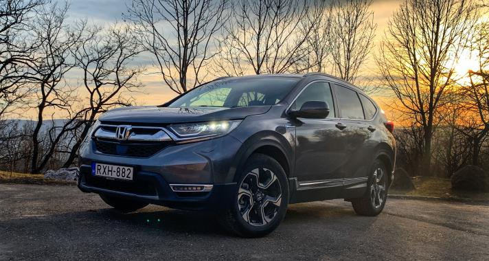 Majdnem tökéletes! - Honda CR-V 2.0 Hybrid Lifestyle