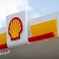 Keddtől tranzakciónként maximum bruttó 50 ezer forint értékben lehet tankolni tíz Shell-kúton