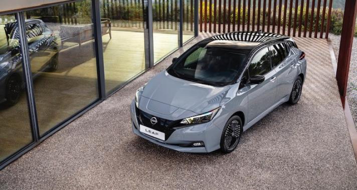 A Nissan LEAF megújult külsővel, kifinomult dizájnnal és fejlett technológiával érkezik 2022-ben