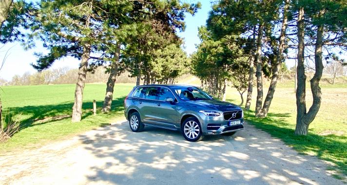 A legnagyobb biztonság – Volvo XC90 D5 AWD Momentum (2016-os modell)