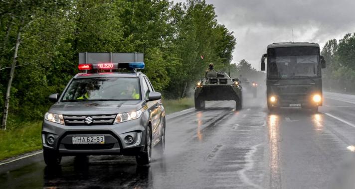 Katonai menetoszlopokra kell számítani hazánk útjain