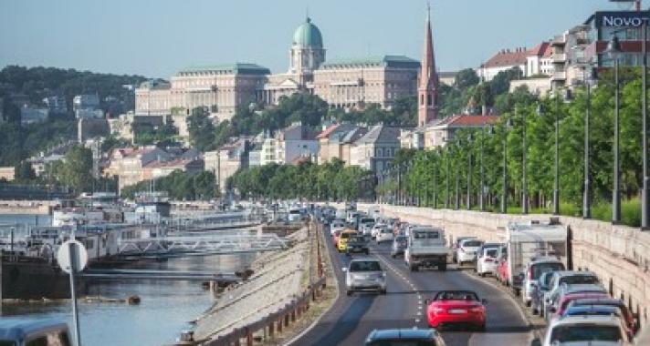 Lezárják a budai alsó rakpart északi szakaszát péntektől keddig