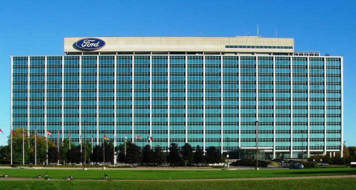 Leépít a Ford, 3 ezer alkalmazottját küldi el az amerikai autógyártó