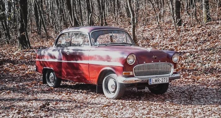 Nyomokban Moszkvicsot tartalmaz: 1957 Opel Olympia Rekord + VIDEÓ