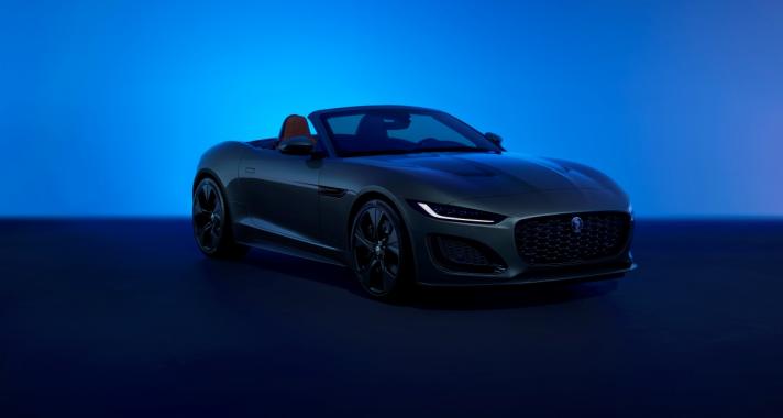 Az FTYPE a Jaguár sportautók 75 éves történetét ünnepelve frissített kivitelben kezdi utolsó modellévét