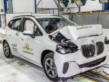 Az új BMW X1 és az új BMW 2-es Active Tourer is a legmagasabb, ötcsillagos minősítést érte el a Euro NCAP töréstesztjein