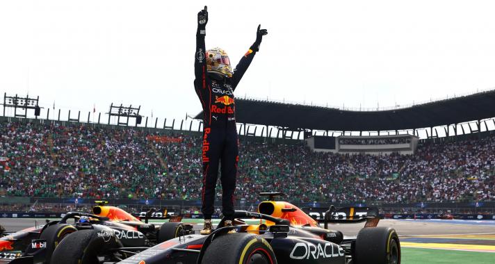 Verstappen Mexikóban is nyert és csúcsot döntött