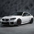 Az új BMW M2 színtiszta vezetési élményét BMW M Performance alkatrészek nyomatékosítják