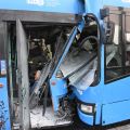 Frontálisan ütközött két busz Budapesten