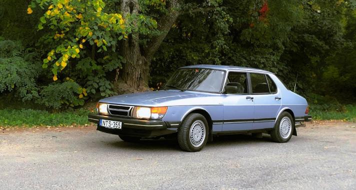 Vadászgéptől a luxus szedánig: 1985 SAAB 900i +VIDEÓ