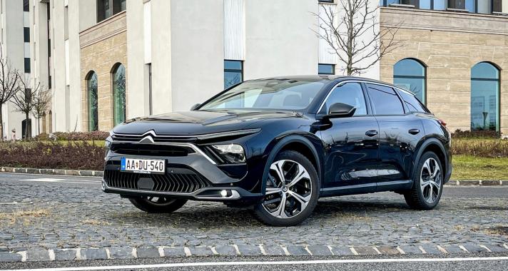 Olyan, mint a Citroën általában. Nonkonformista! – Citroën C5 X Feel Plus 1.2l