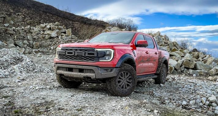 Versenytárs nélkül – Ford Ranger Raptor 3.0 Eco Boost