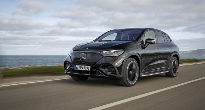 Az elektromos és a Top-End járművek vezették a Mercedes-Benz első negyedéves eladásait