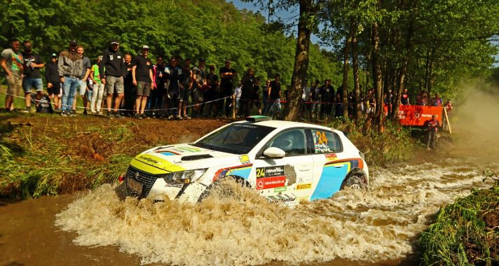 Berta László – Fuchs Gábor páros képviseletében érkezett az LKW FRIENDS on the roan Rallye W4 elnevezésű murvás futamra a PSZA Motorsport csapata