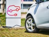 Elektromos autókra is optimalizálta teljes gumiabroncs-termékpalettáját a Continental
