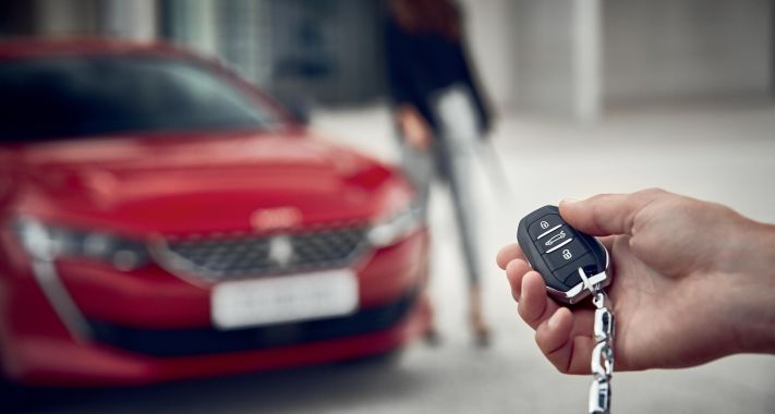 Nagy siker az online értékesítés Európában,  Magyarországon is digitalizálódik Peugeot márka