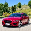 Lehet benne hibát találni, de tényleg szükséges? – Jaguar XE P300 AWD