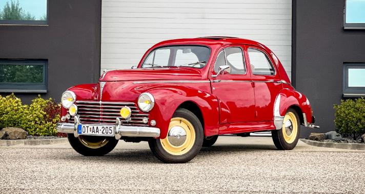 A 45 lovas francia csatahajó - 1955 Peugeot 203 + VIDEÓ