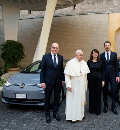 Elektromos Volkswagenek a pápai flottában!