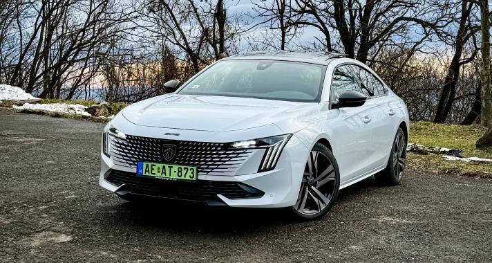 Sportosan elegáns, elegánsan sportos – Peugeot 508 GT Hybrid 225