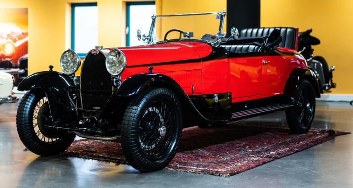 Boltbajárós Bugatti és ultra-ritka klasszikusok: 365 Oldtimer Exhibition + VIDEÓ