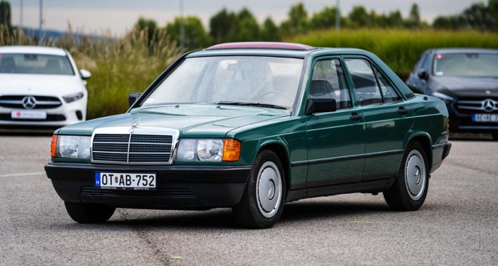A tökéletes Baby Benz: 38 év, 170.000 km és közel gyári állapot - 1986 Mercedes-Benz 190E (W201) + VIDEÓ
