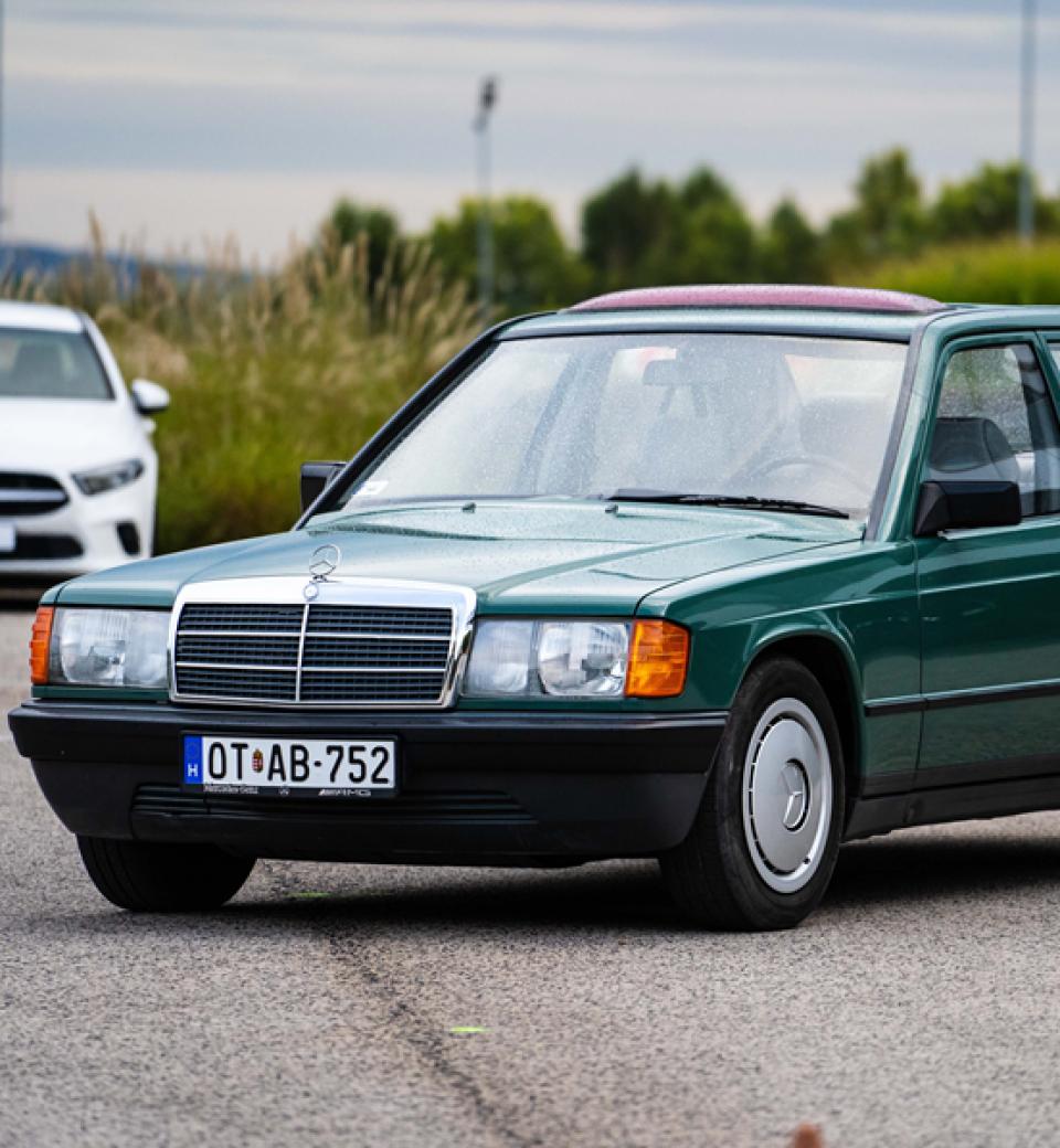 A tökéletes Baby Benz: 38 év, 170.000 km és közel gyári állapot - 1986 Mercedes-Benz 190E (W201) + VIDEÓ
