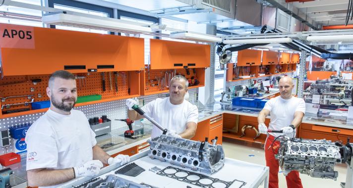 Ötlettől a sorozatgyártásig: jubilál az Audi Hungaria Kísérleti Motorgyártó Központja
