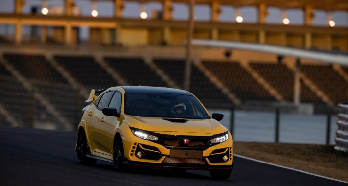 A HONDA CIVIC TYPE R LIMITED EDITION ÚJ REKORDOT ÁLLÍTOTT FÖL AZ IKONIKUS SUZUKAI VERSENYPÁLYÁN