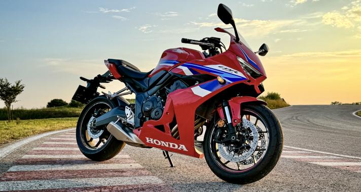 Újonc barát sportmotor – Honda CBR650R