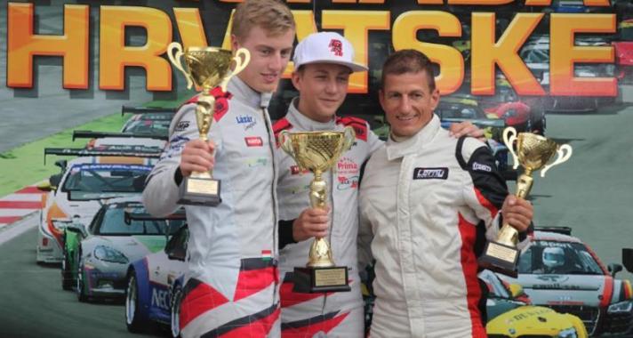 14 éves autóversenyző nyert a magyar Formula Renault bajnokságban