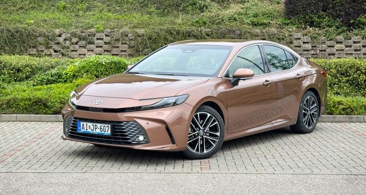 Nagy test, kis fogyasztás? Az új Toyota Camry