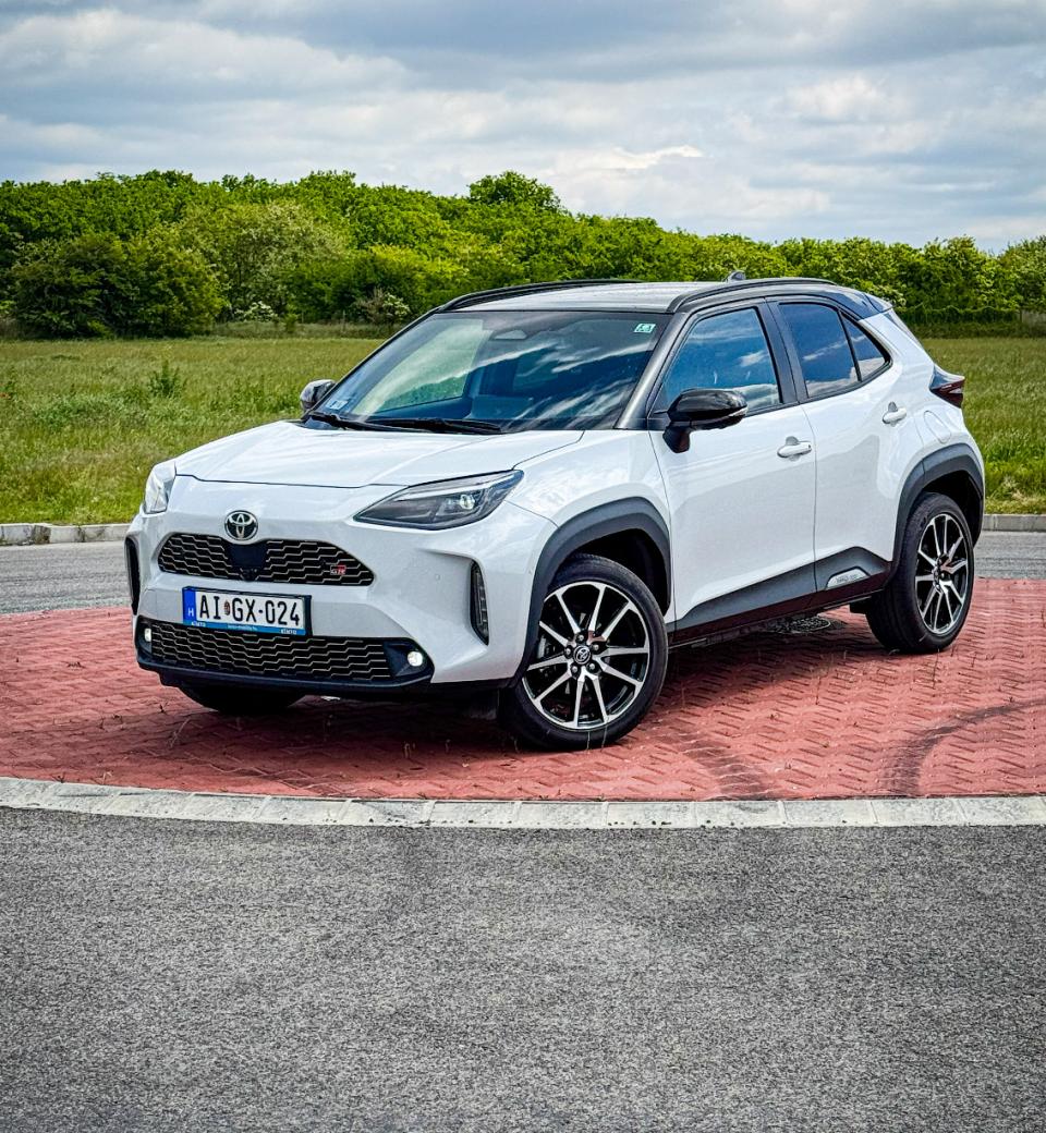 Toyota Yaris Cross GR Sport – A Kis SUV, Amiben Megvan a GR Lelke?