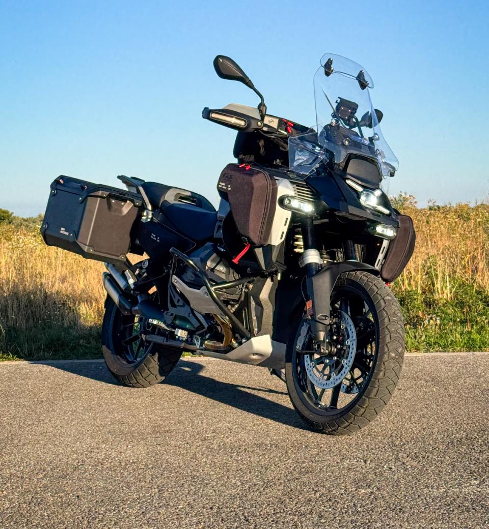 Sávszélesség - A BMW R1300GS Adventure