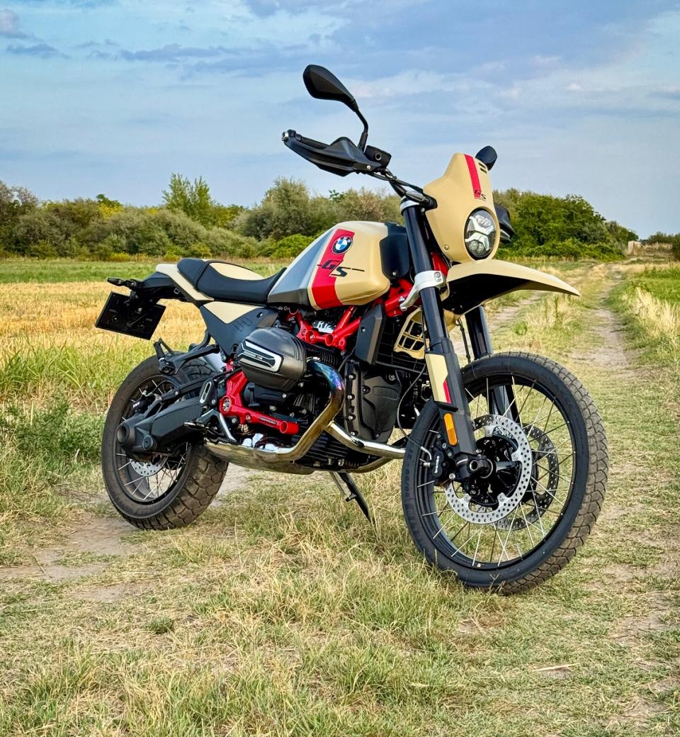 Újra tininek érzed magad, ha ráülsz! – BMW R12 G/S teszt