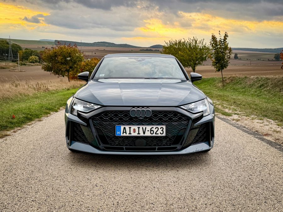 A dicsőséges rally múlt tovább él benne – Audi RS3 - Autó & Motor - MOBILITY - 