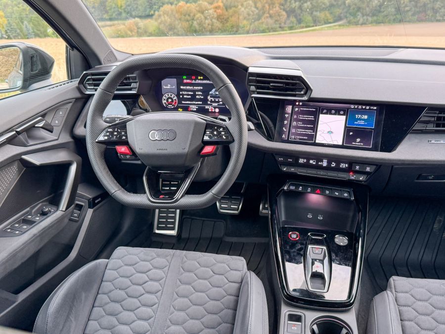 A dicsőséges rally múlt tovább él benne – Audi RS3 - Autó & Motor - MOBILITY - 