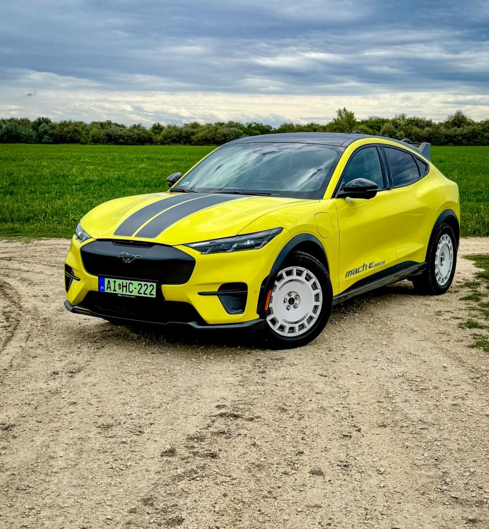 Egy ikon, porban és sárban - Ford Mustang Mach-E Rally