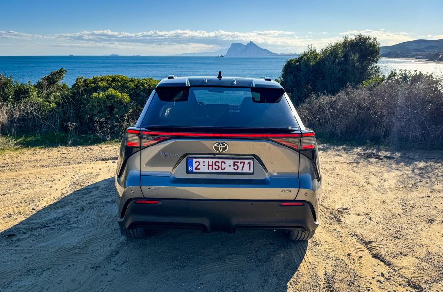 Elektromos forradalom a Gibraltár árnyékában - Dél-Andalúz kaland az új Toyota bZ4X-szel - Autó & Motor - MOBILITY - toyota, toyota bz4x, új toyota, új toyota bz4x, 