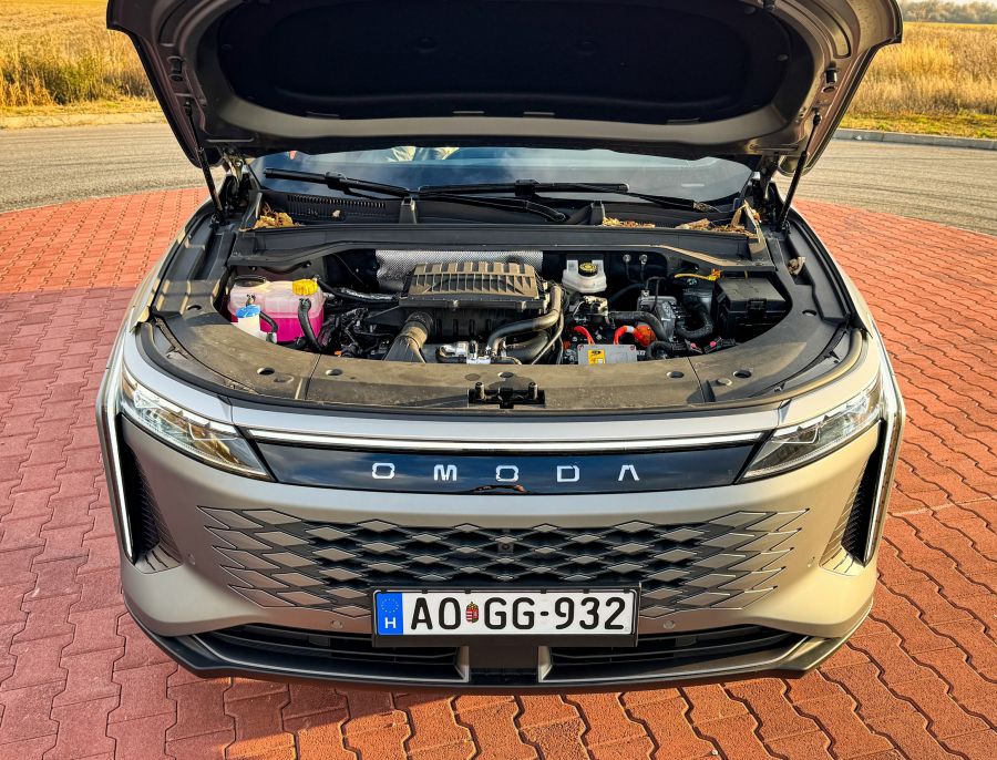 Luxus Elérhető Áron: Omoda 9 SHS Teszt - Autó & Motor - MOBILITY - Omoda, Omoda 9, Omoda 9 SHS, Omoda 9 SHS Teszt, 