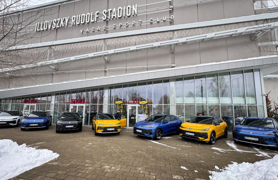 Hó-Roc: Téli kaland az új Volkswagen T-Roc volánja mögött - Autó & Motor - MOBILITY - Graefl Major, Minaro Hotel MGallery, új Volkswagen T-Roc, 