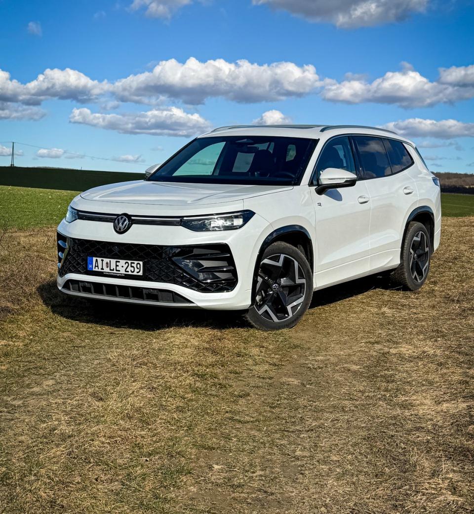 A családi utazó asszisztens – Volkswagen Tayron R-Line