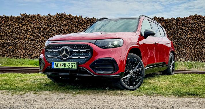 Kecskeméti villany-mindenes: Bemutatkozott az új, 800 voltos Mercedes-Benz GLB