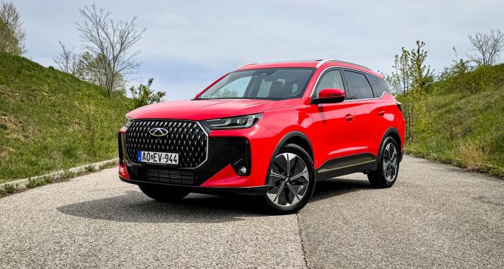 Melyik ujjamba harapjak? – Chery Tiggo 4 vs. Tiggo 7 teszt