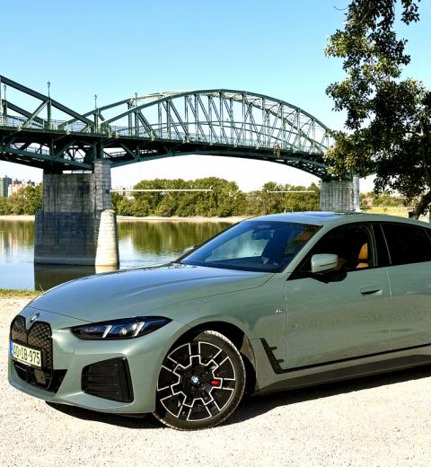 A legjobb munkahely péntek délután 16:30-kor – BMW i4 xDrive40