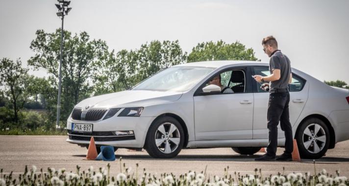 Hűsítő nyári kedvezmények a drivingcamp-en