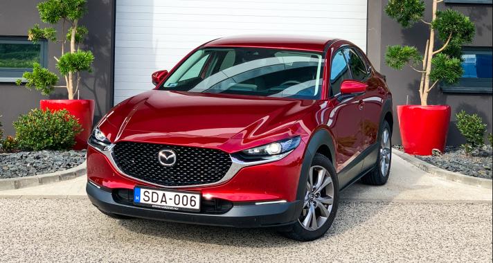 A középső testvér – Mazda CX-30 Skyactive-G 150 AWD